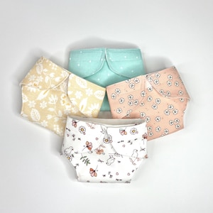 Cloth Doll Diapers: Adjustable waist, fits 10-14&quot; waist dolls