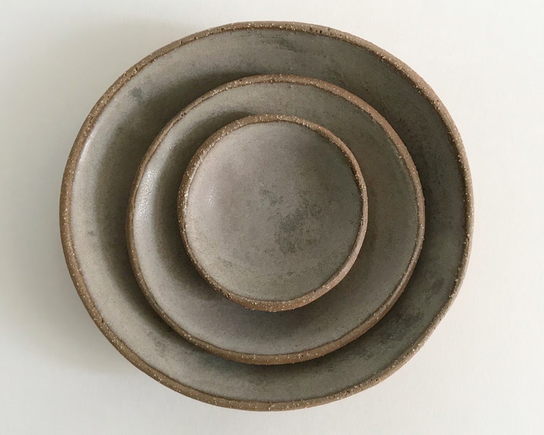 Misty Gray Stoneware Pottery Bowls. Rustic Ceramic Nesting Bowl Set of 3. Small Serving Bowls. Snack Bowls. Vermont Handbuilt Pottery 