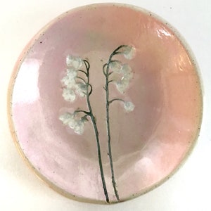 Lily of The Valley Ceramic Soap Dish. Spoon Rest. Symbol of Purity & Happiness. Botanical Pottery. Pink Decor. Jewelry Dish. Small Plate.