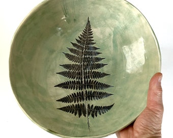 Cuenco de cerámica con hojas de helecho: frutero de gres hecho a mano, LISTO PARA ENVIAR
