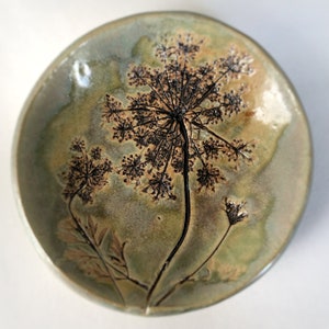 Queen Anne&#39;s Lace Ceramic Dish: Botanical Soap Dish, Jewelry Holder Spoon Rest