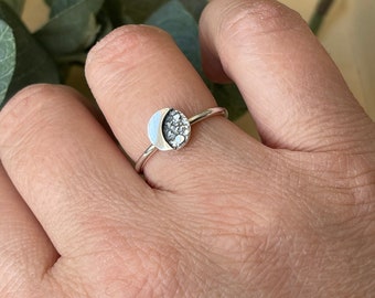 Handcrafted sterling silver moon ring for women, delicate ring for woman, silver jewellery