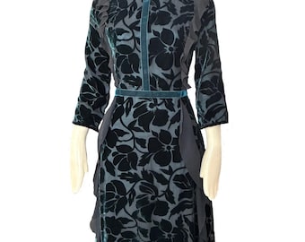 Romantic green silk velvet burnout Devoré floral dress / feminine flower ruffle dress / Hand Made in Italy / size 8/10