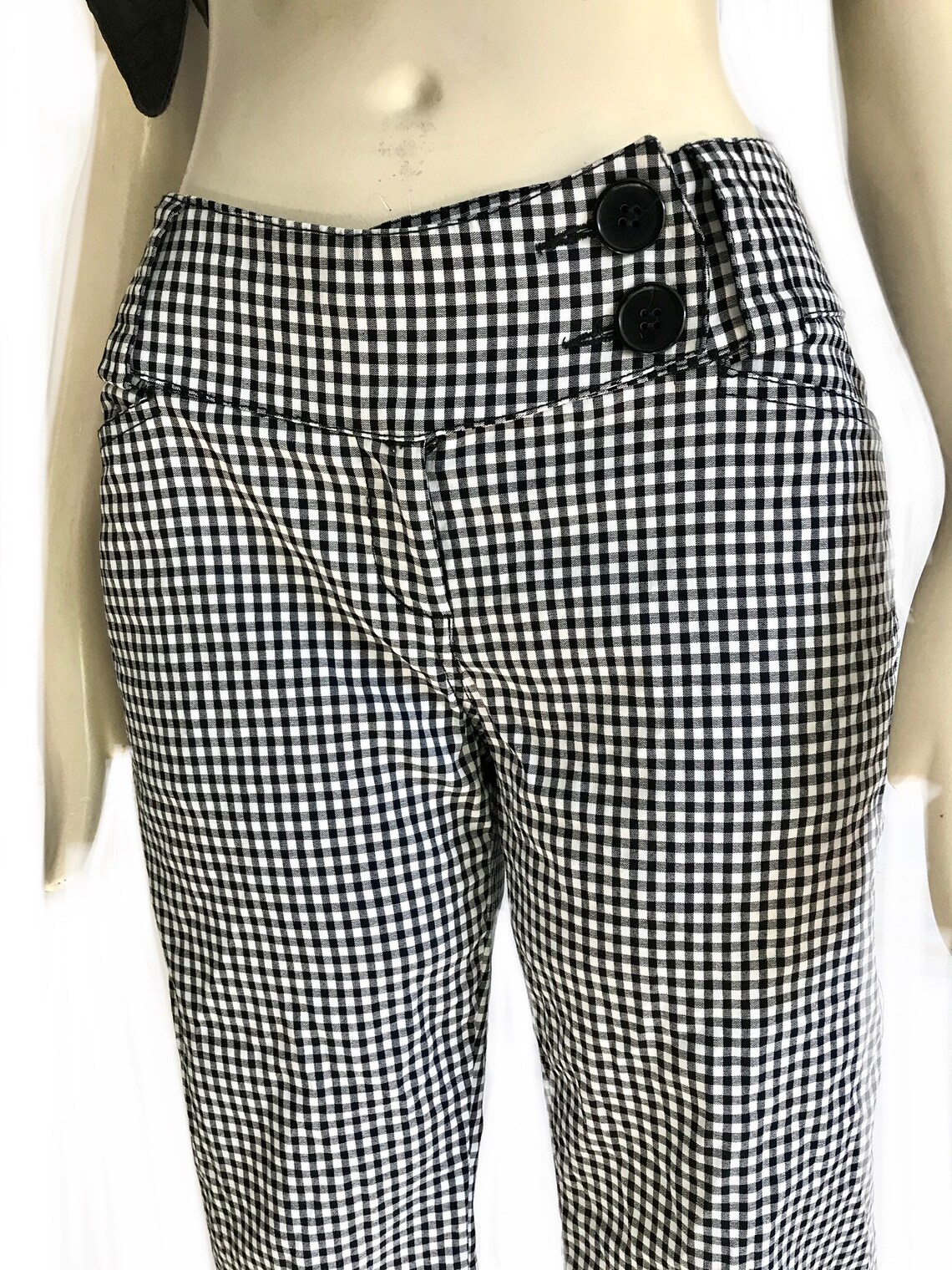 black and white capri pants