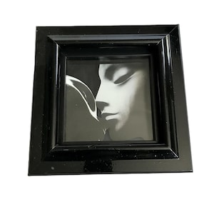 Mixed Media weibliches Gesicht Porträt Kunst / schwarze und weiße Schattenbox / Collage Montage Wandbehang / surreal
