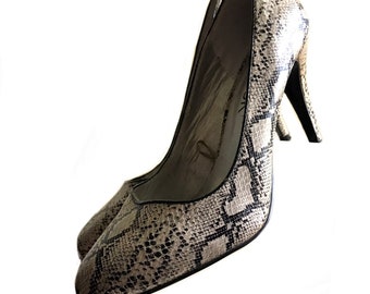 European faux snakeskin pumps/ Rockabilly burlesque pinup stiletto animal reptile print high heels