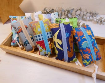 TATÜTA / colorful fabric tissue pouch / tissue bag / fabric bag / tissue holder / small fabric bag / pouch / Dino