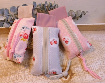 Tissue pouch with roses and dots made of cotton fabric / fabric bag / tissue case / small fabric bag / pouch /