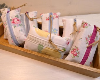 Handmade tissue pouch TATÜTA made from original Greengate fabric with flowers or lemons | Choice of pattern | Gift | Souvenir