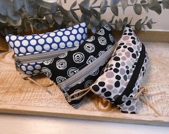 Tissue pouch / tissue box / fabric bag / tissue holder / small fabric bag / pouch / minimalist pattern / polka dots