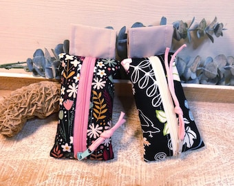 Tissue pouch / Tissue box / Fabric bag / Tissue case / Small fabric bag / Pouch / Floral vines Scandinavian design / Flowers / Gift