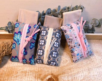 Tissue pouch / tissue bag / fabric bag / tissue holder / small fabric bag / pouch / flowers / blue & grey / gift /