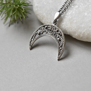 Slavic LUNITSA silver pendant for woman, Fertility woman lunula necklace,Protection amulet necklace