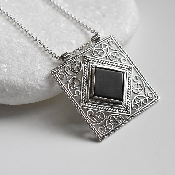 Black Onyx Silver Necklace,square Pendant - Etsy