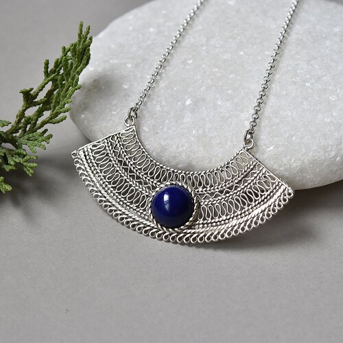 Lapis shops lazuli silver filigree necklace,Royal blue gemstone pendant,rainbow shape necklace in silver,Yemenite jewelry