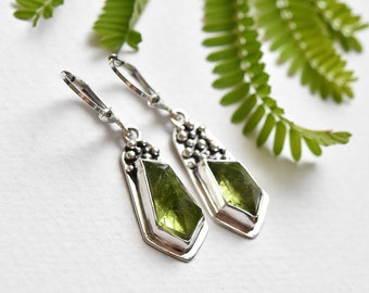 Mismatched Silver Earrings, Peridot drop earrings for woman,Green gems earrings, August birthstone earings gift