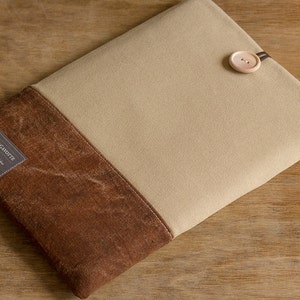 13&quot; Laptop Case MacBook Sleeve, MacBook Pro, MacBook Air, New MacBook Case  padded laptop sleeve / Camel