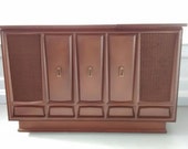 Vintage Retro 1968 Zenith Record Player and Radio Console Model A910-1 Audio Furniture Photo Prop RhymeswithDaughter