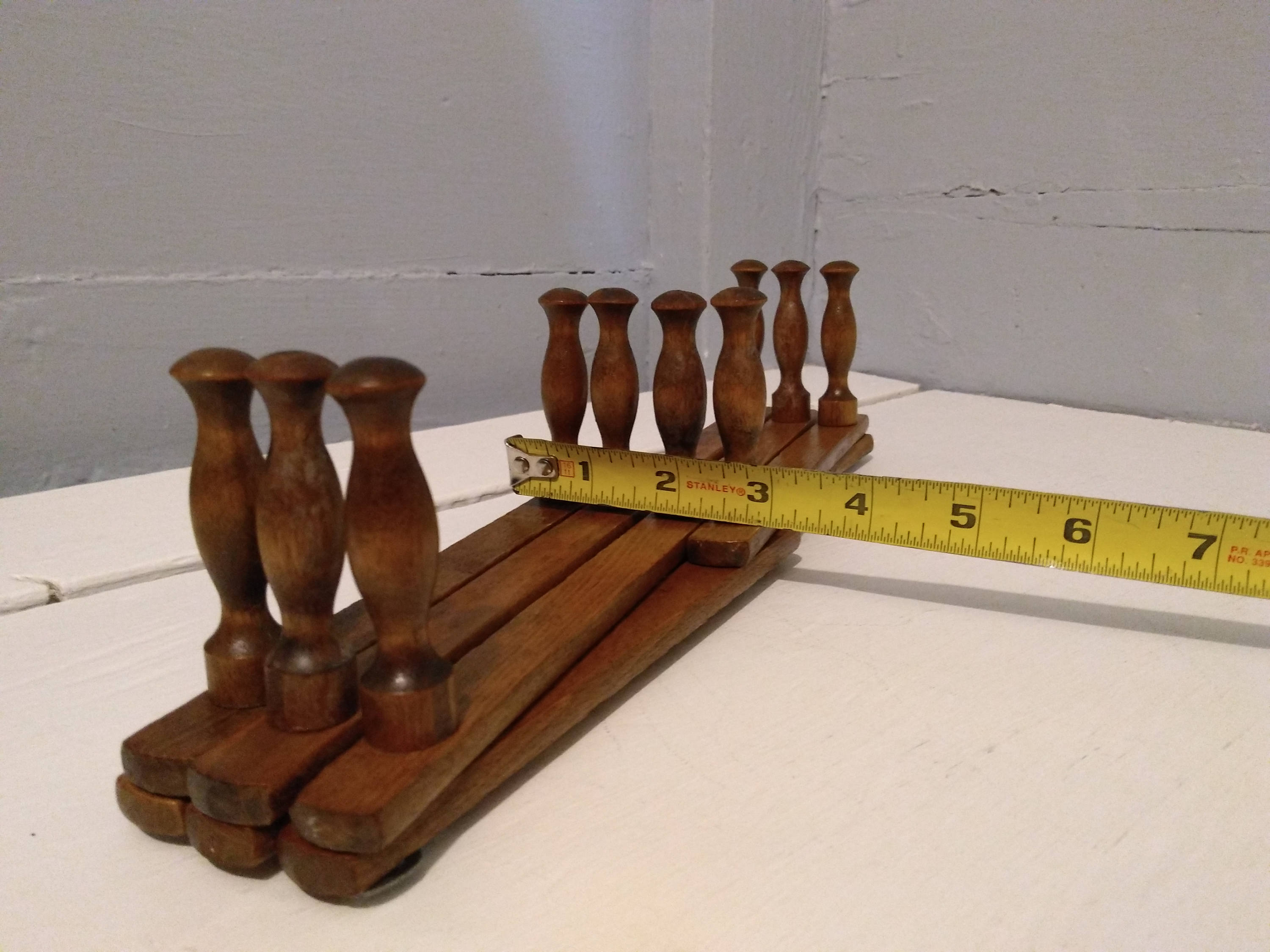 Small, Expandable Hanging Rack, Accordion Style Rack, Peg Rack, Mug