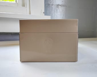 Long 3x5 Metal Index Card File Vintage Recipe Box Storage Tan Globe Weiss Steelmaster Home Office Industrial Mid Century RhymeswithDaughter