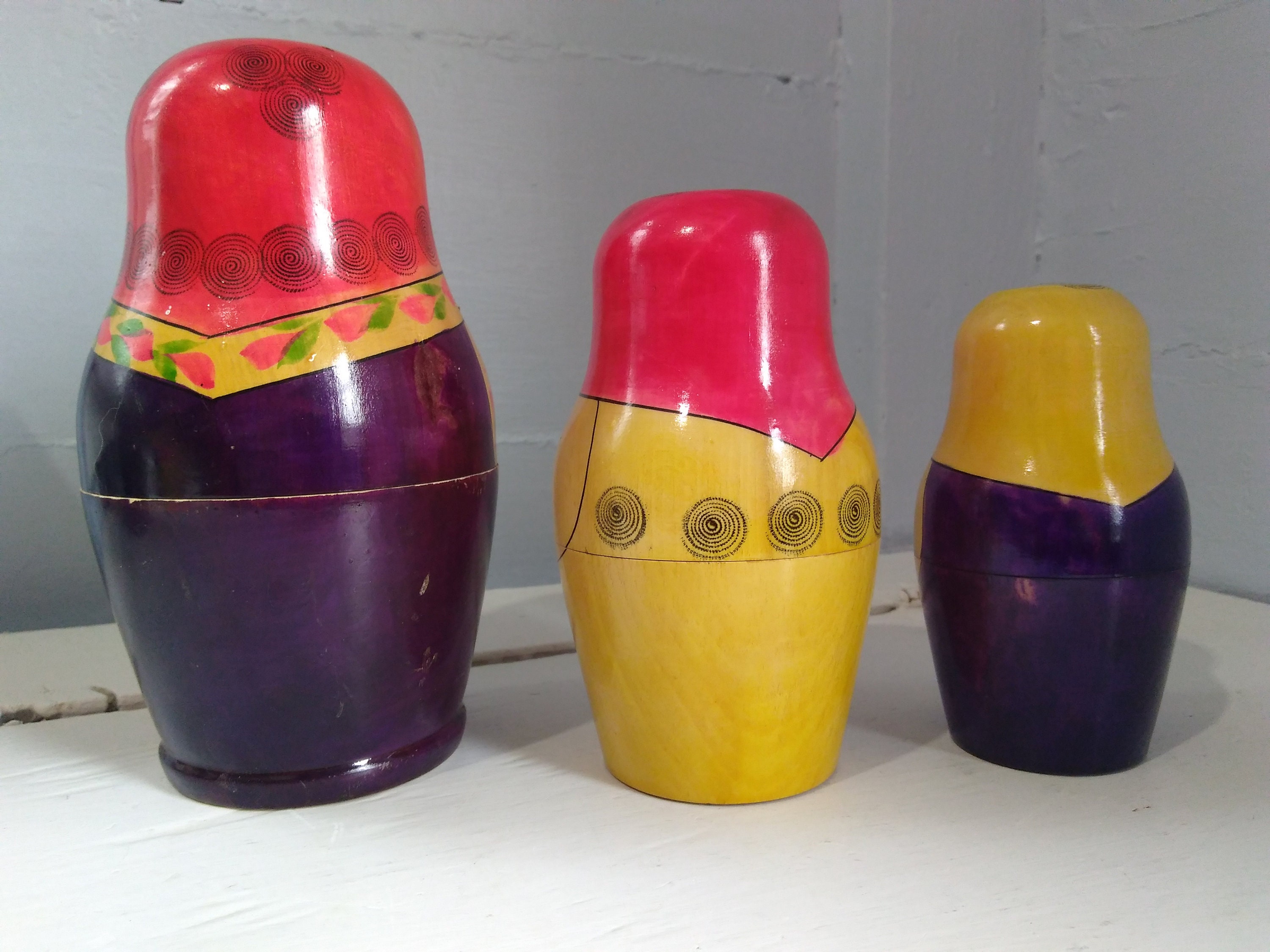 Beautiful Vintage Set of Nesting Dolls Vibrant Colorful Set of 9 Dolls