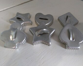 Cookie Cutters Poker Heart Diamond Spade and Stars Vintage Aluminum Kitchen Baking Photo Prop RhymeswithDaughter