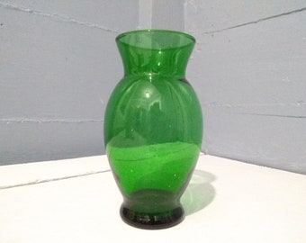 Vintage Green Glass Flower Vase Decorative MidCentury Modern RhymeswithDaughter