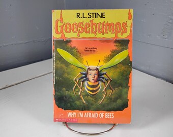 Why Im Afraid Of Bees Goosebumps Number 17 RL Stine Collectable Paperback Book 90s 1st Edition Scholastic Horror Fiction RhymeswithDaughter
