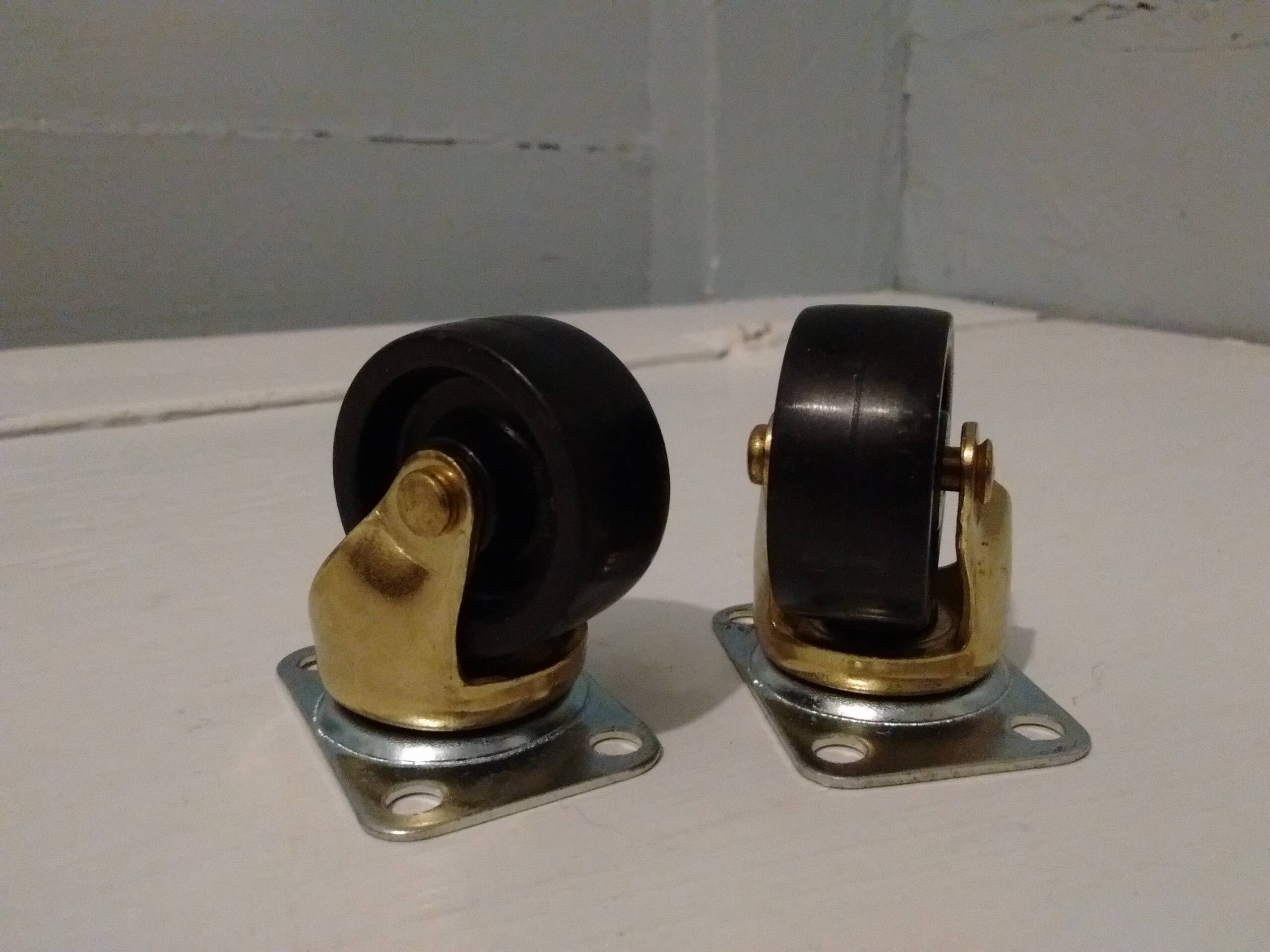 Furniture Wheels Casters with Top Plate for Surface Mount Swivel Light