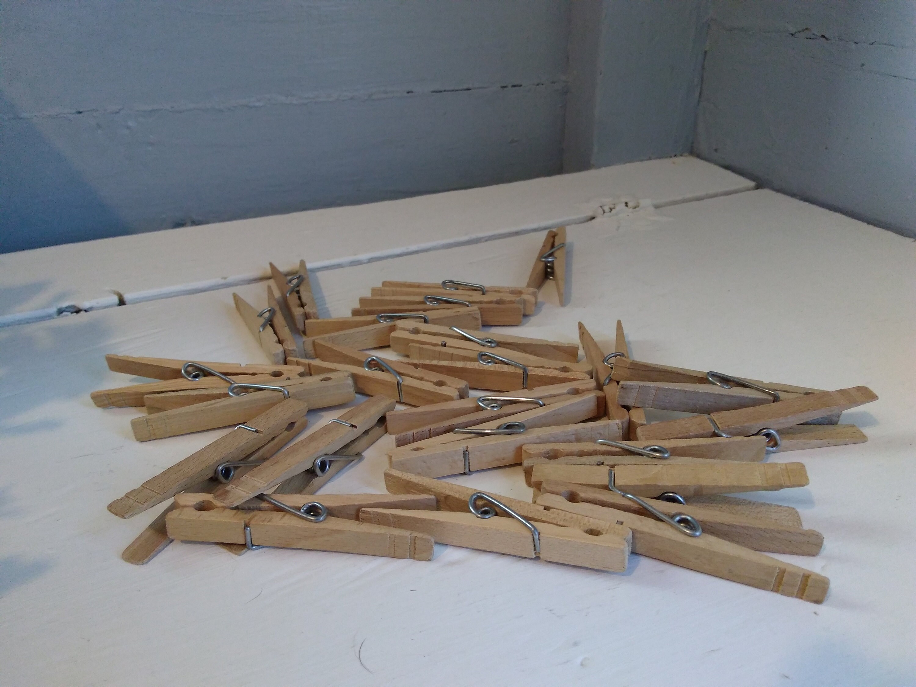 Vintage Clothes Pins Wood Metal Spring Clothes Line Pins Lot of 23