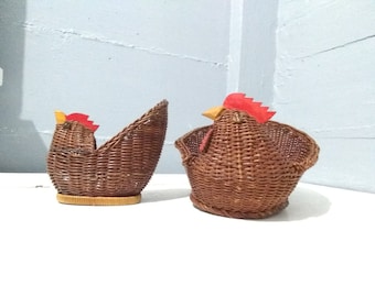 Two Pretty Little Wicker Rooster Baskets Animal Easter Display Table Decor Farmhouse Kitchen Decor Photo Prop Vintage  RhymeswithDaughter