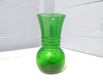 Vintage Green Glass Vase Harding 3 Rib Anchor Hocking Flower Vase Decorative MidCentury Modern RhymeswithDaughter