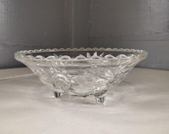Vintage Decorative Round Dish Early American Prescut Glass Anchor Hocking Star/Fan Design Footed Dining room Table Decor RhymeswithDaughter