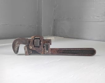 Antique Trimo Pipe Wrench 10 Inch Trimont Mfg Co Roxbury Mass, Vintage Industrial Plumbing Tool, Rustic Decor Primitive Tool Restoration