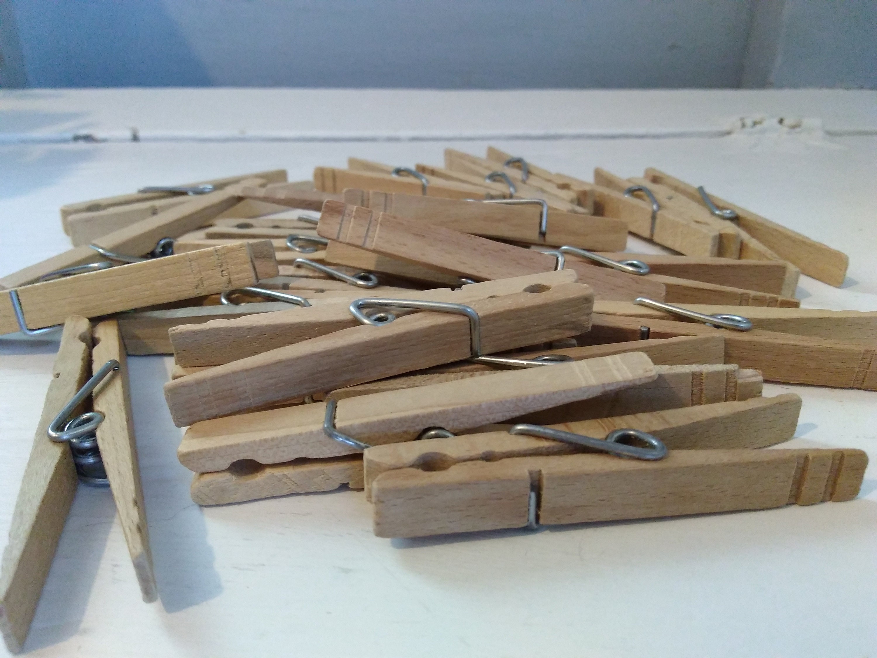 Vintage Clothes Pins Wood Metal Spring Clothes Line Pins Lot of 23 ...