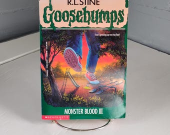 Monster Blood III Number 29 Goosebumps R.L. Stine First Edition 90s Collectable Book Fiction Horror RhymeswithDaughter