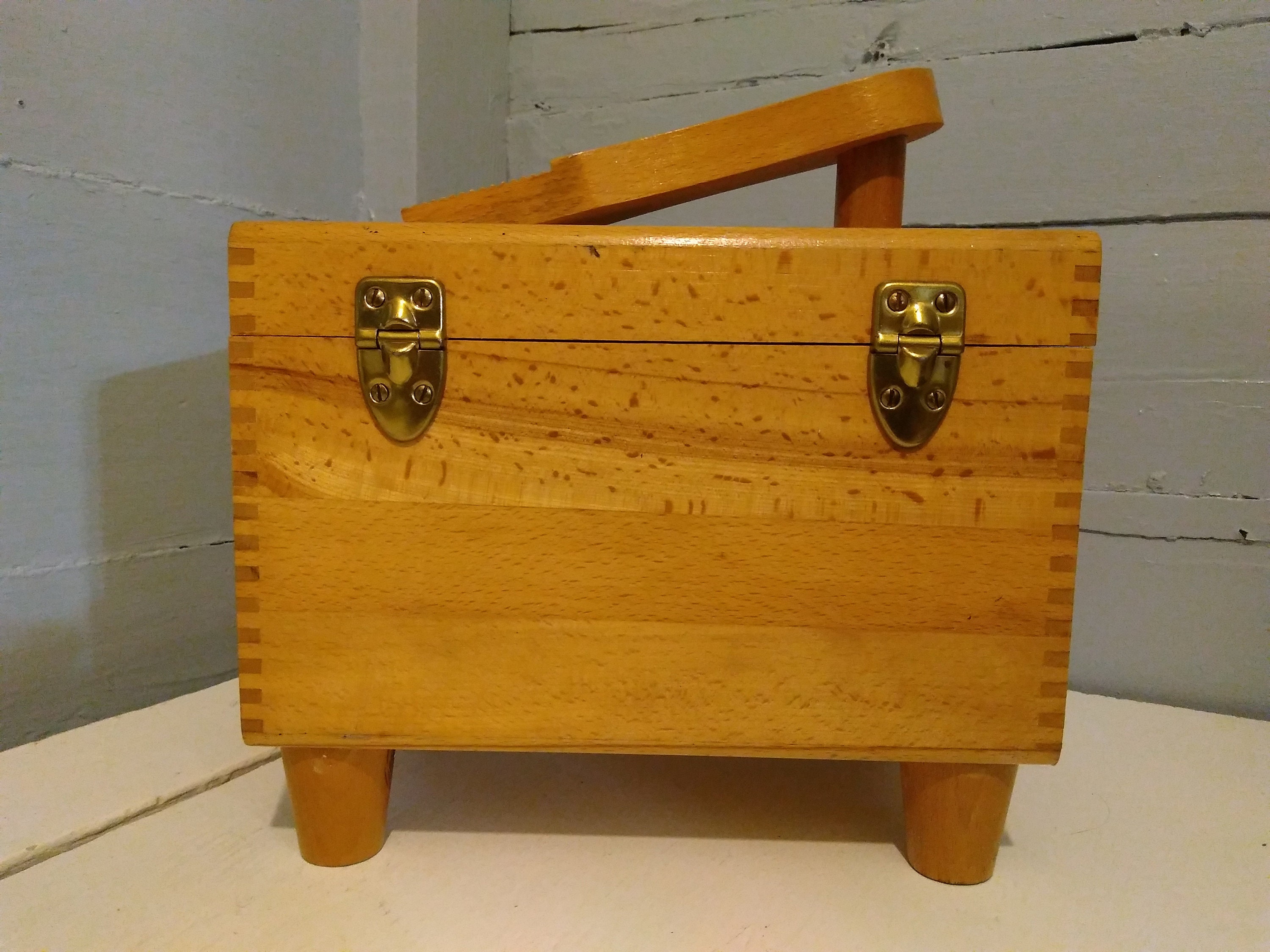 boot polish box