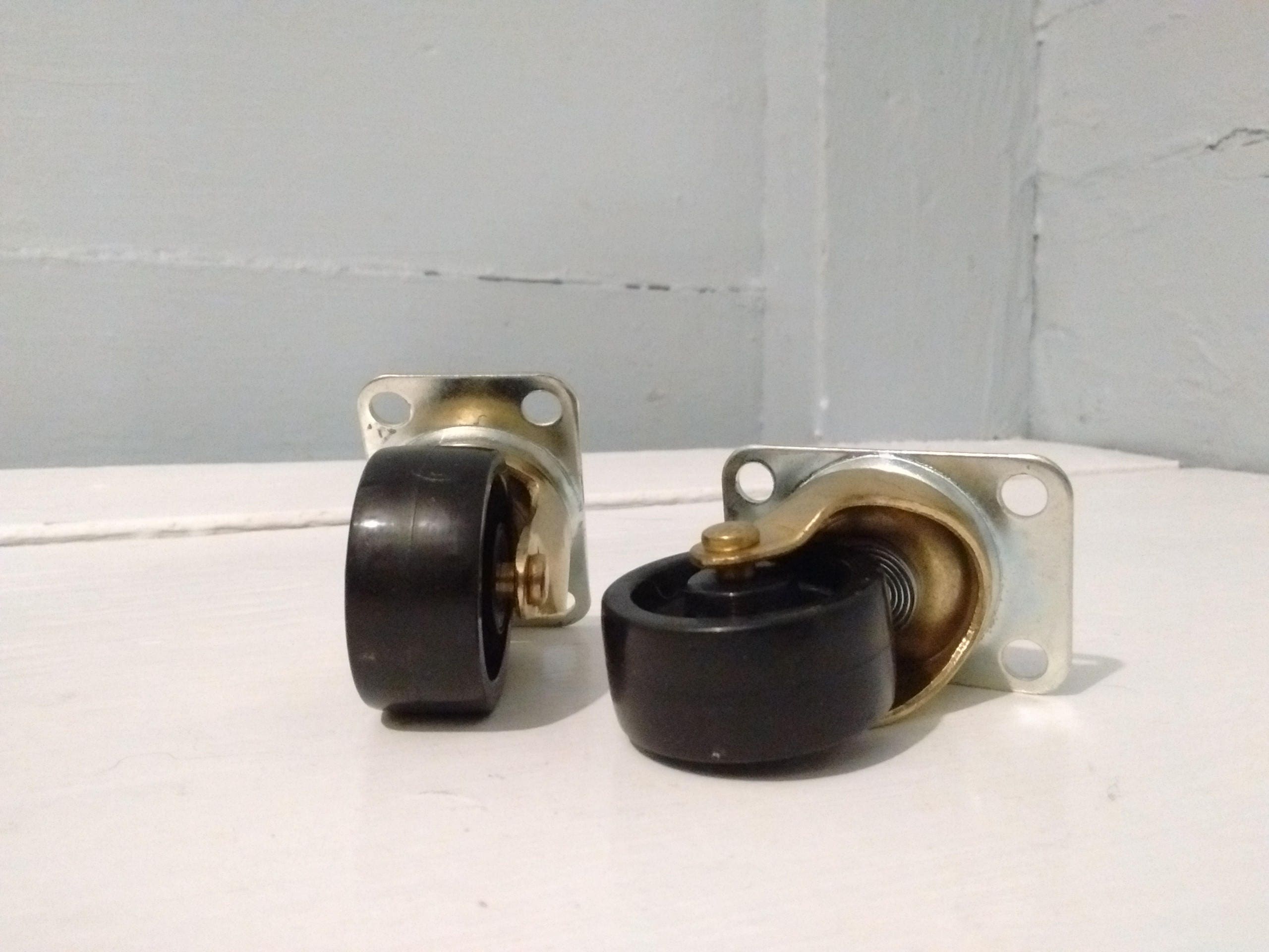 Furniture Wheels Casters with Top Plate for Surface Mount Swivel Light