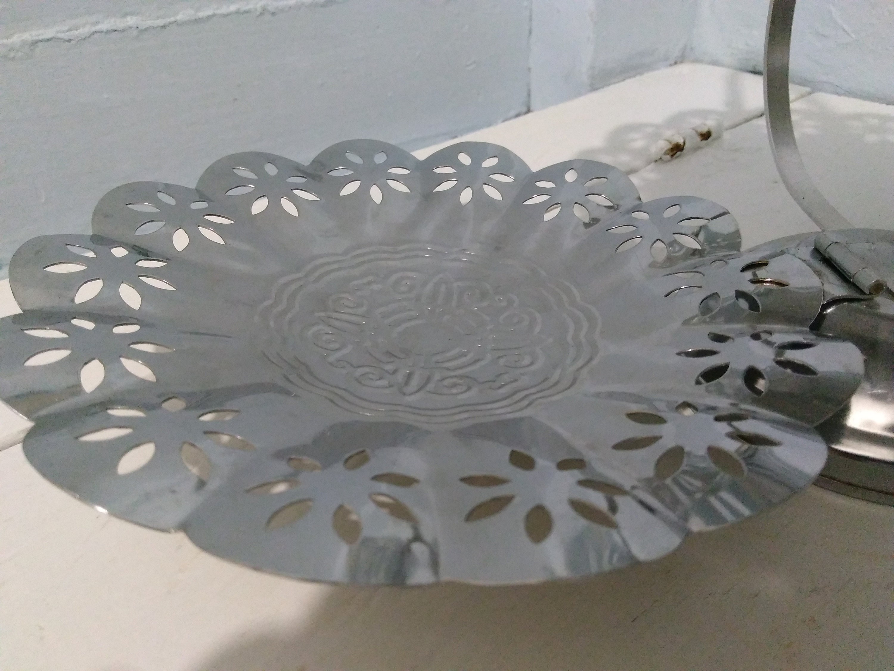 Vintage Serving Tray Three Tier Collapsable Tea Party Platter Pastry