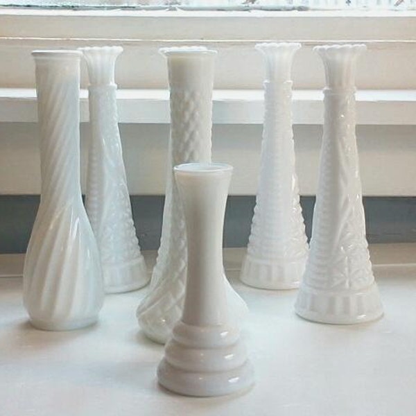 Vintage White Milk Glass Vases Flower Vases Table Decor Wedding Decor Garden Party Decor Mid Century Modern Art Deco RhymeswithDaughter