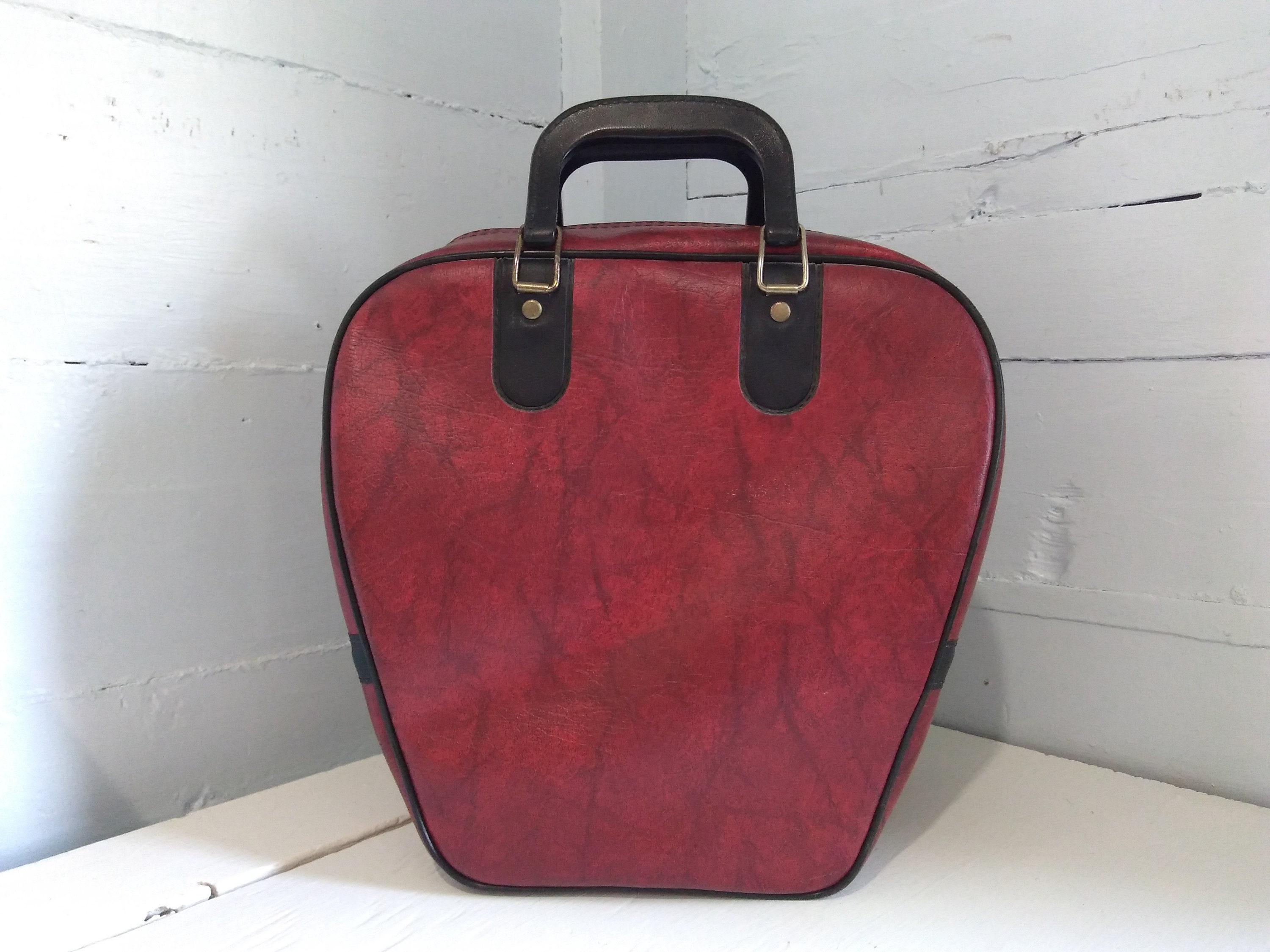 Vintage Retro Bowling Bag Heart Shaped Vinyl Gray Maroon Gray Black