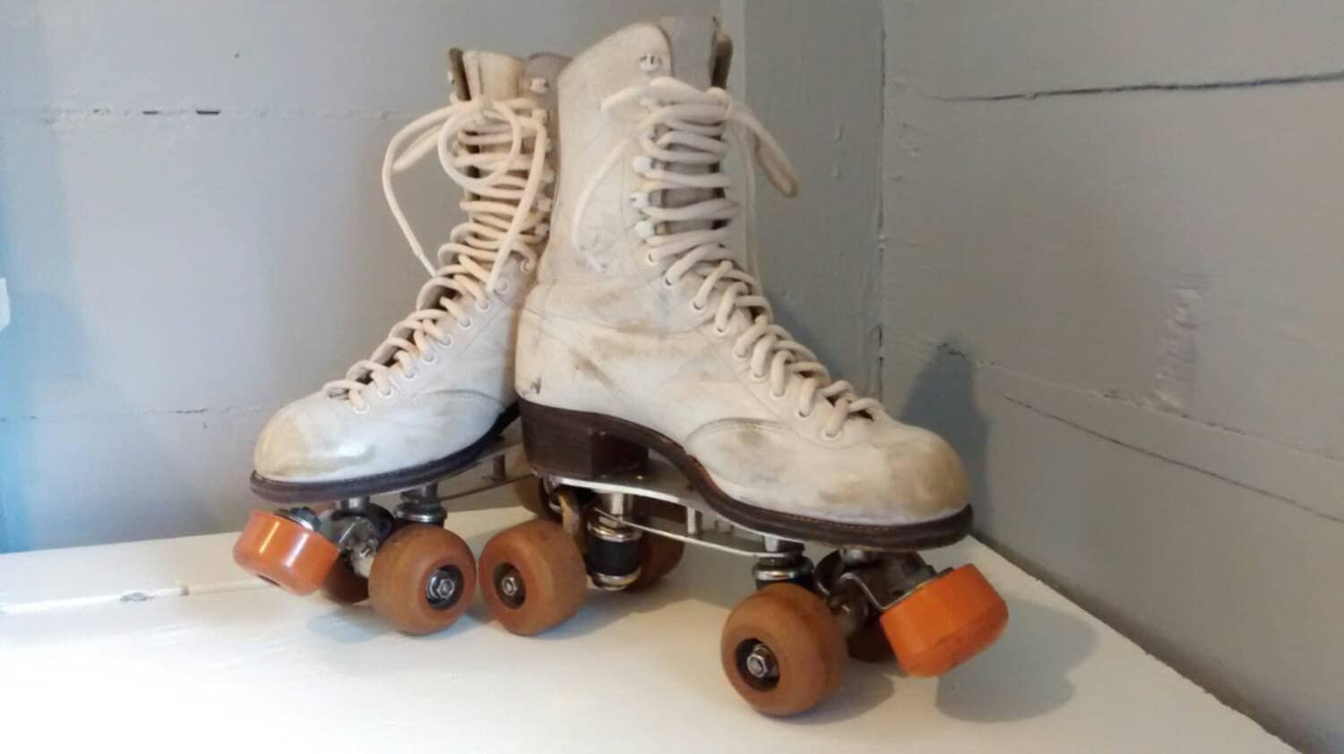 Vintage Derby Four Wheel Roller Skates, Photo Prop, White, Womens, Size 4