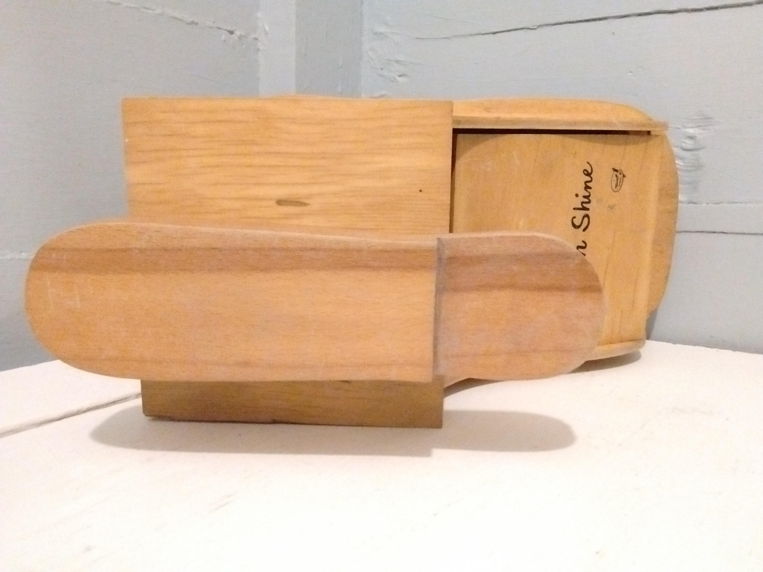 shoe polish storage box