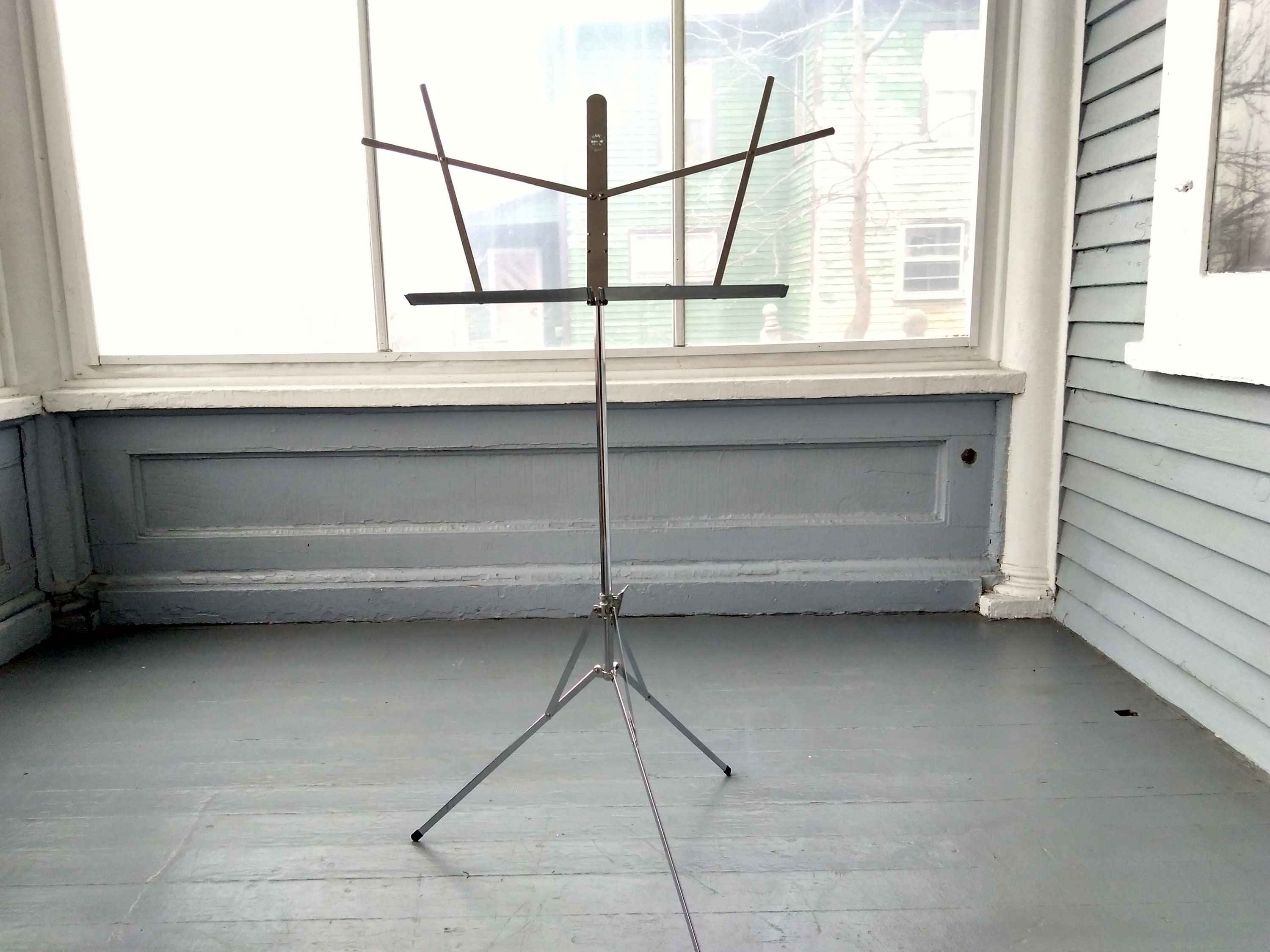 Music Stand Hamilton Adjustable Portable for Sitting or Standing While