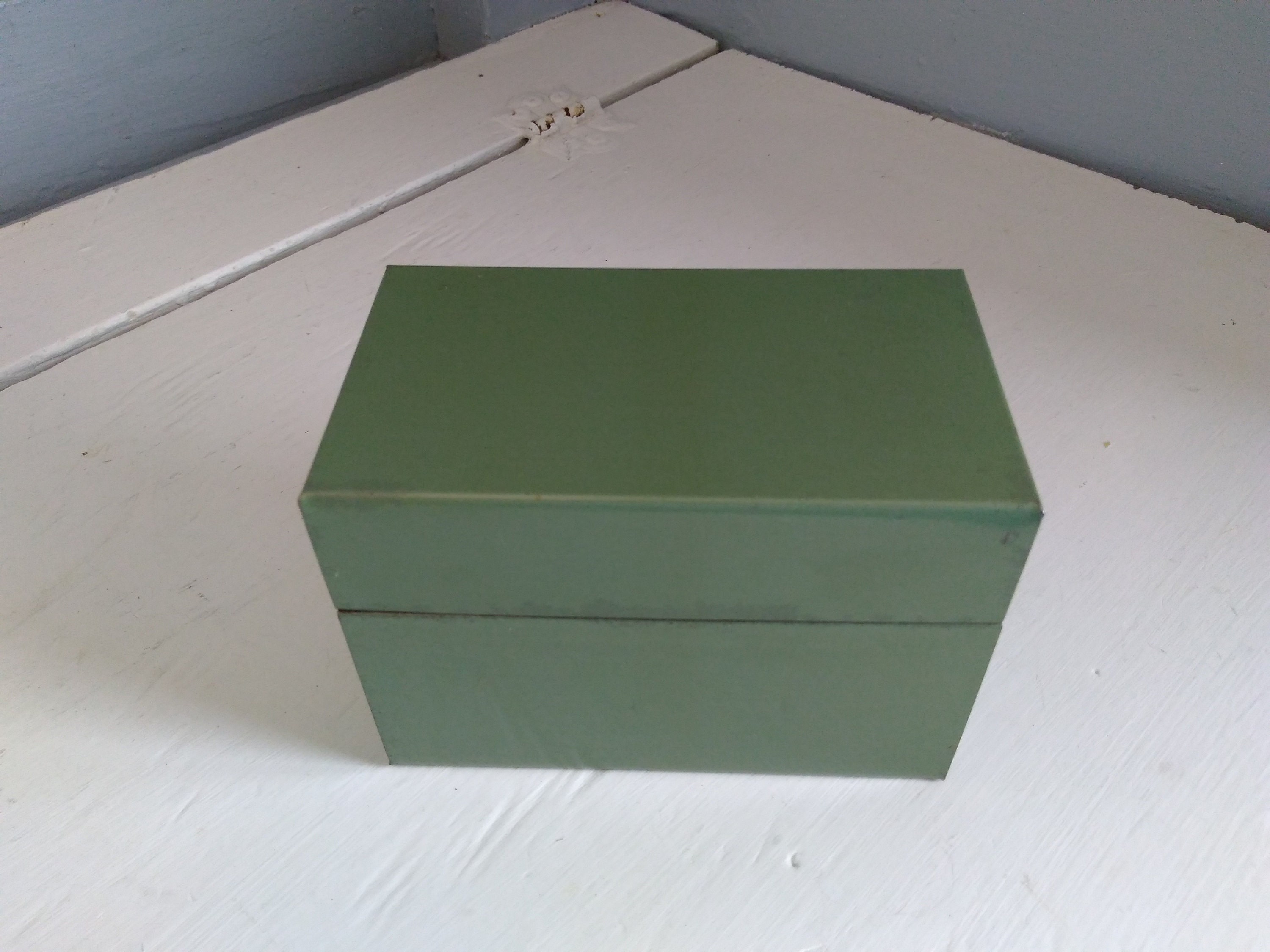 Vintage Metal 3 x 5 Index Card File Box Recipe Box Kitchen Decor Office