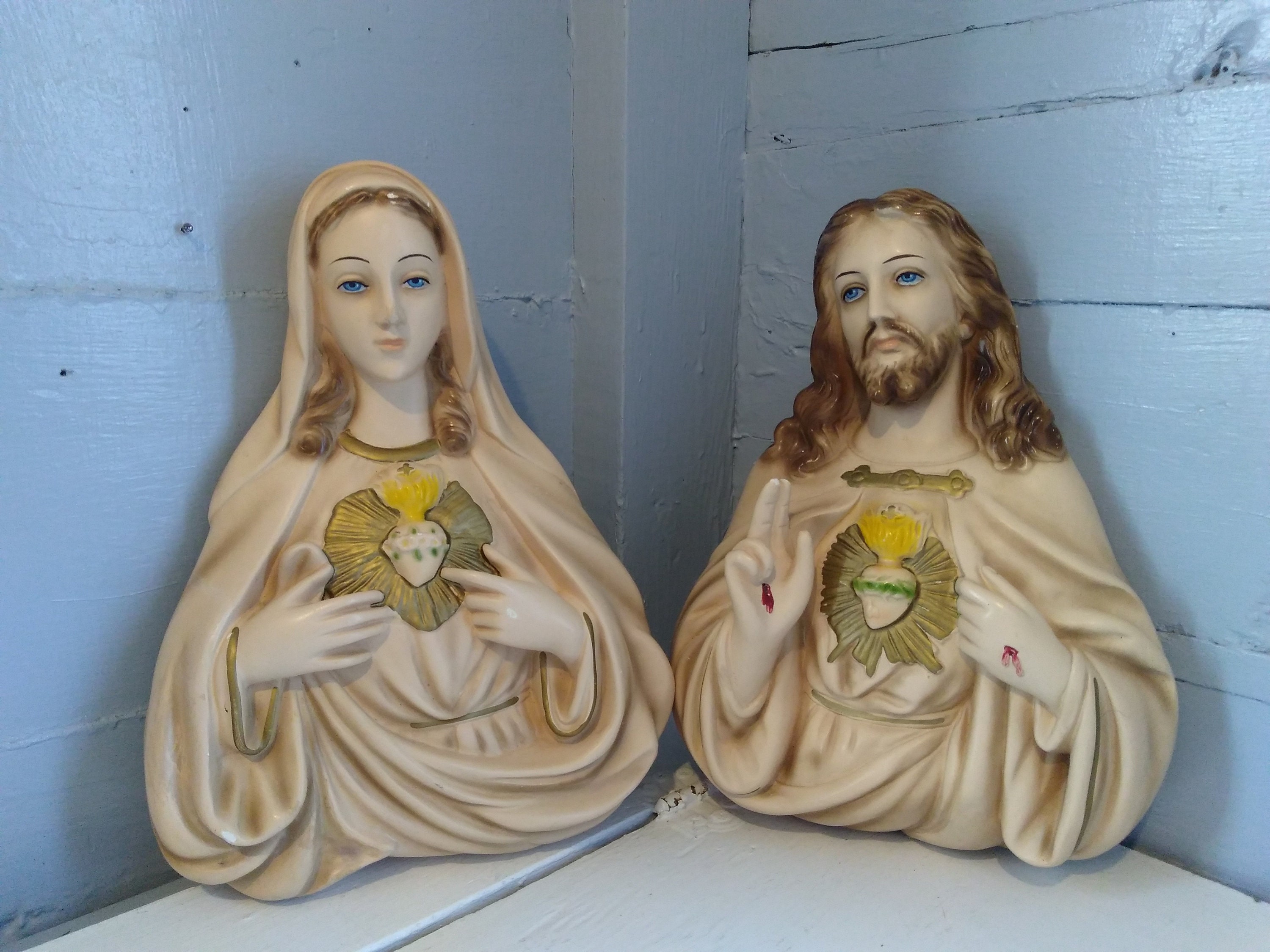 Vintage Immaculate Sacred Heart of Jesus Ornate Chalkware Wall Plaque