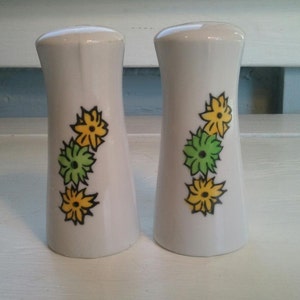 Vintage Ceramic Floral Salt and Pepper Shakers – Hand Painted Green Yellow Flowers
