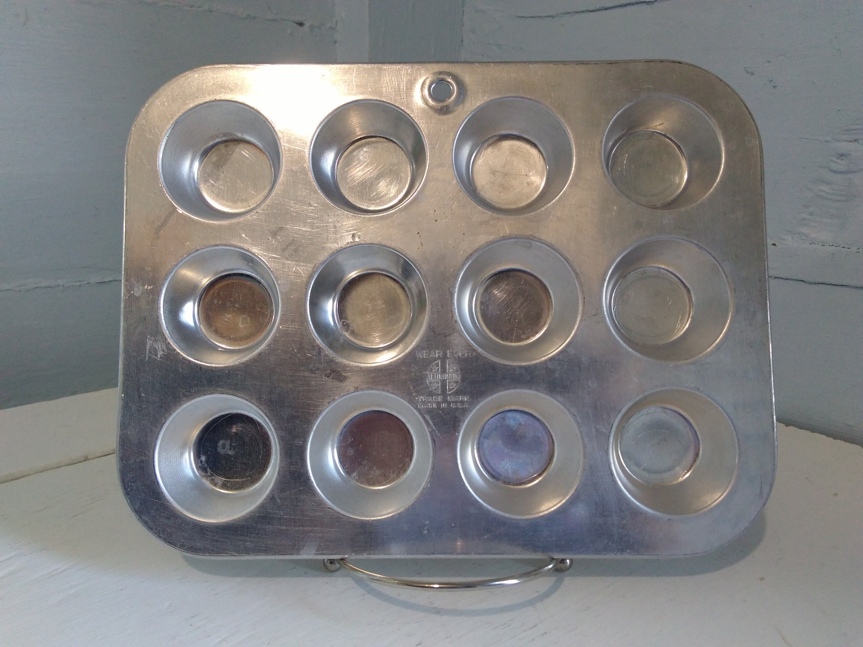 Vintage Muffin Pan, Vintage Muffin Tin, 12 Cup Muffin Pan