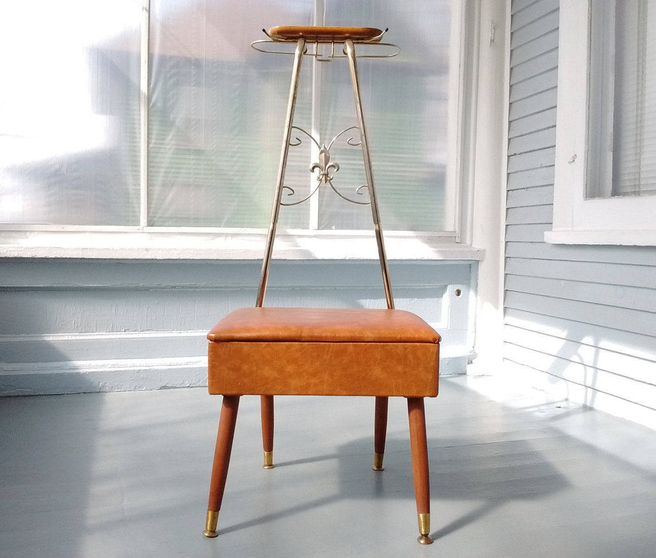 Antique gentleman's valet chair hotsell