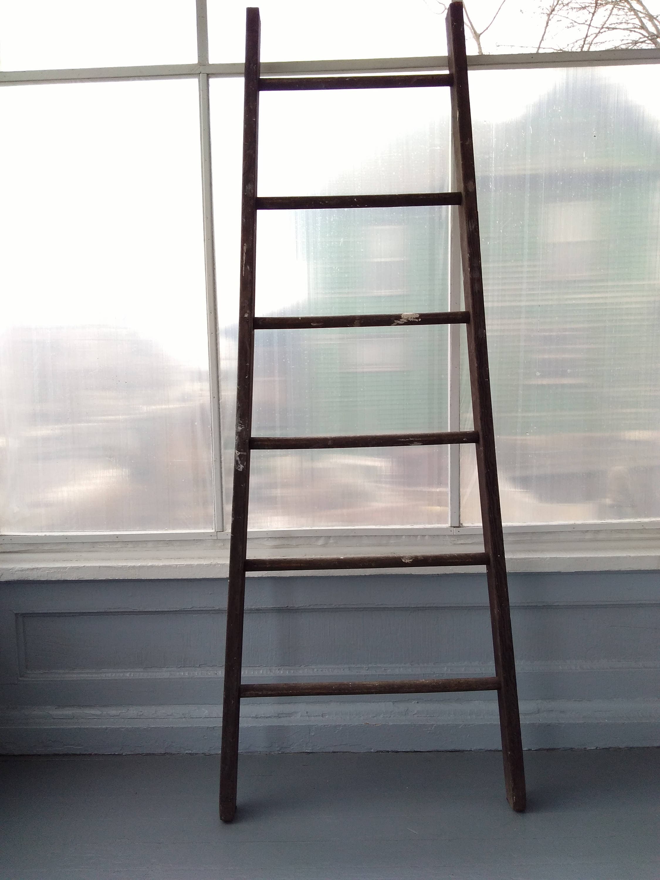 Tapered blanket online ladder